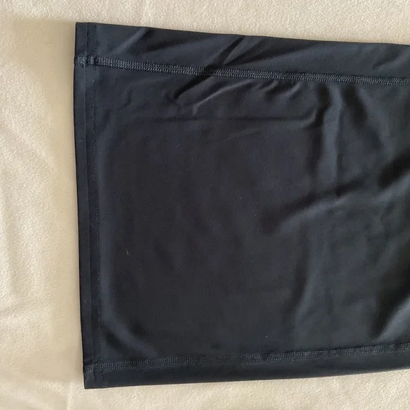 GYMSHARK women’s ’CROSSOVER FLARED LEGGINGS’ - Picture 7 of 12